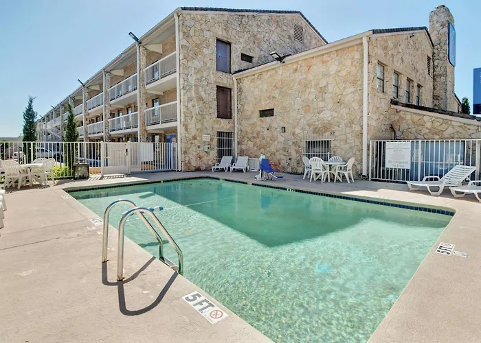Motel 6-Dallas, Tx - Forest Lane